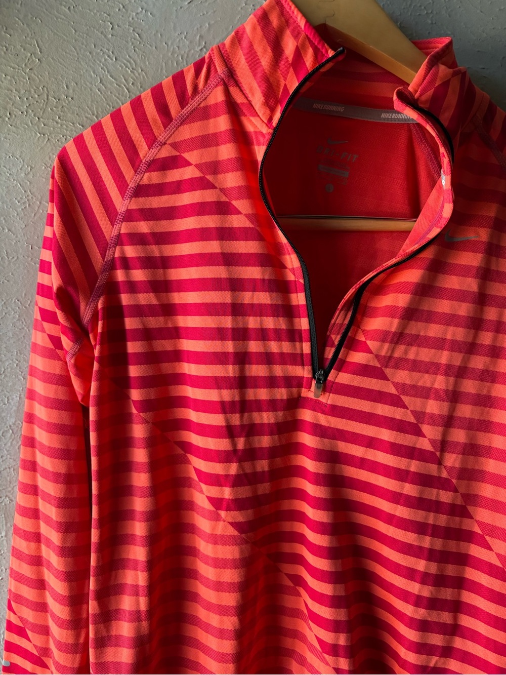 Nike Men’s Pink and Orange Striped Half-Zip Pullover